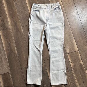Abercrombie & Fitch The Slim Straight Ultra Hi Rise Jeans